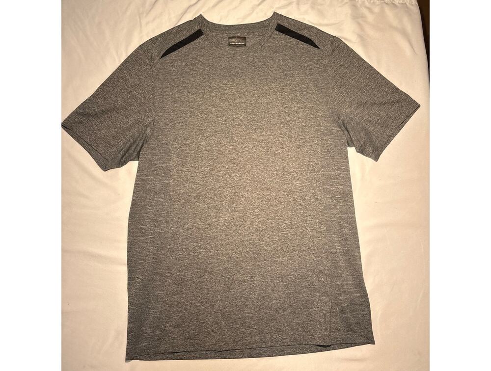 Greg Norman for Tasso Elba Men’s Medium Gray Performance Golf T-Shirt Athletic
